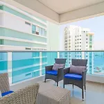 Vista de lujo al mar y la bahía